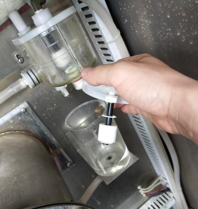 麻豆一级内射视频加湿器清洗